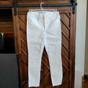 Women's Seven Jeans White with frayed hem. Size 10. Straight leg